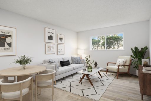 Renovated Apartments Near Northgate Station – photo 1