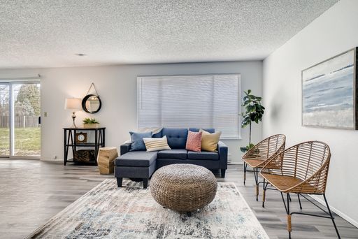 Standalone 2-Bedroom Home with Updated Finishes and LVP – photo 1