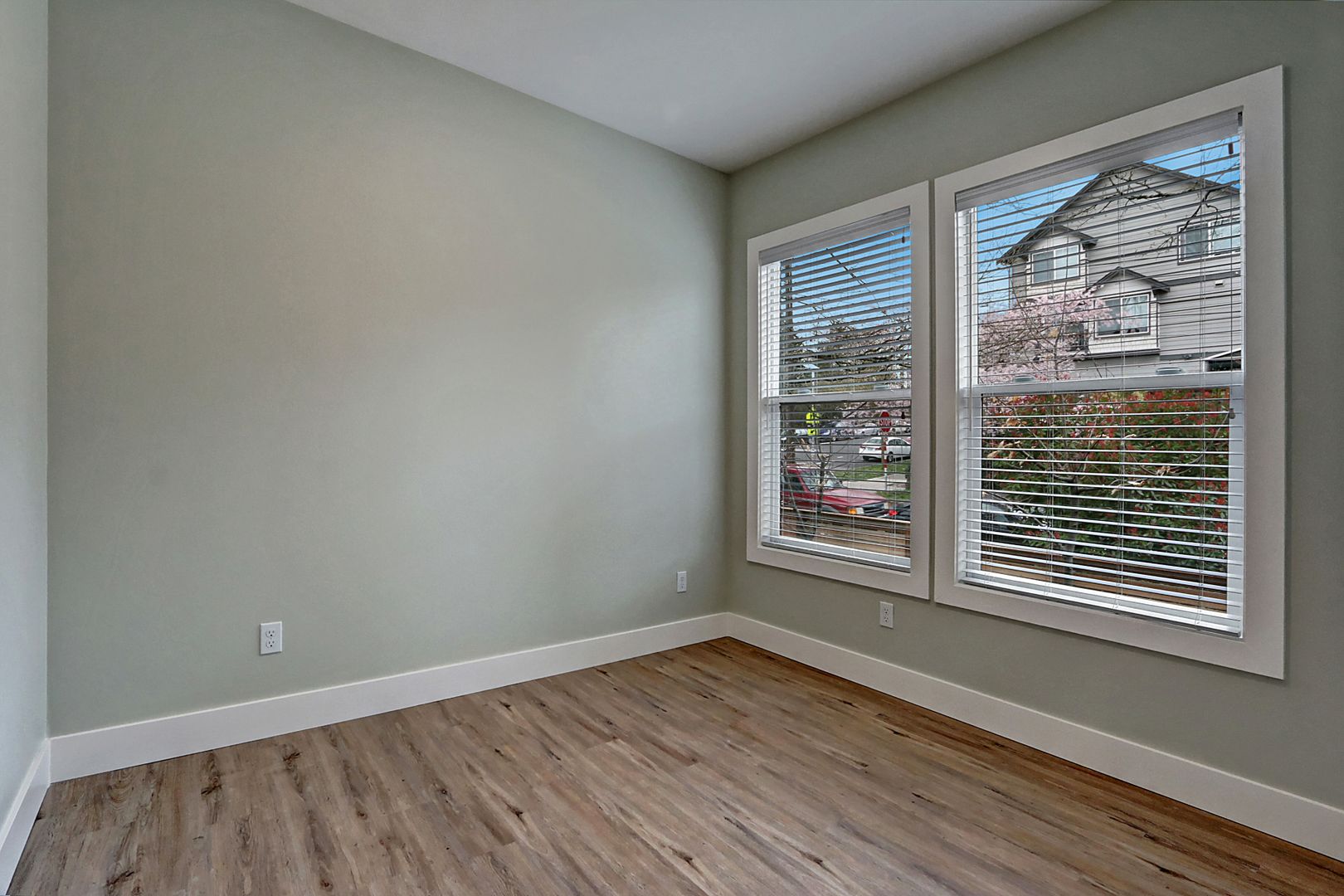 Seattle Apartment: 1425 E. Union  Street