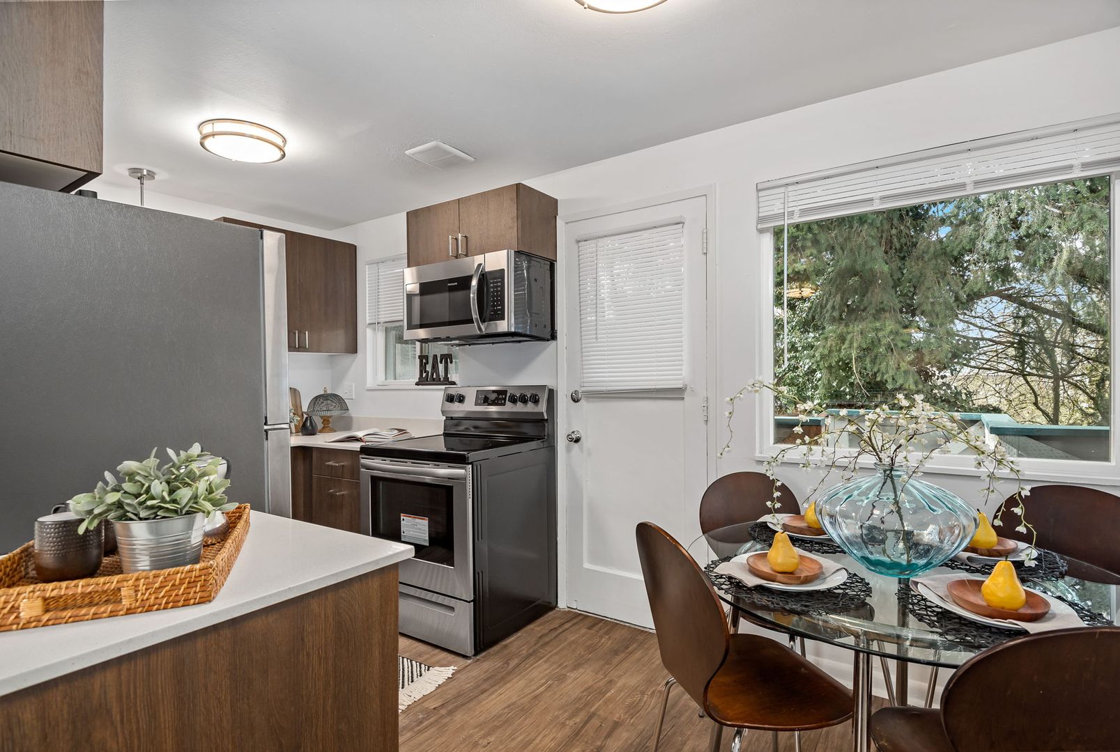 Renton Apartment: 1151 Olympia Ave NE