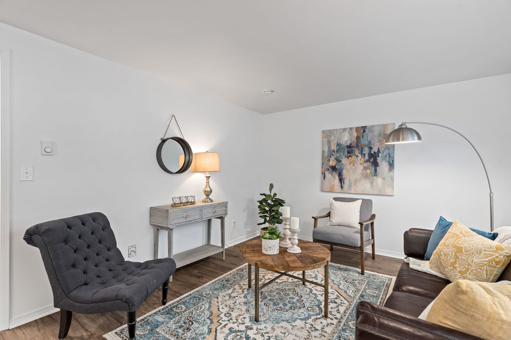 Renton Apartment: 1151 Olympia Ave NE