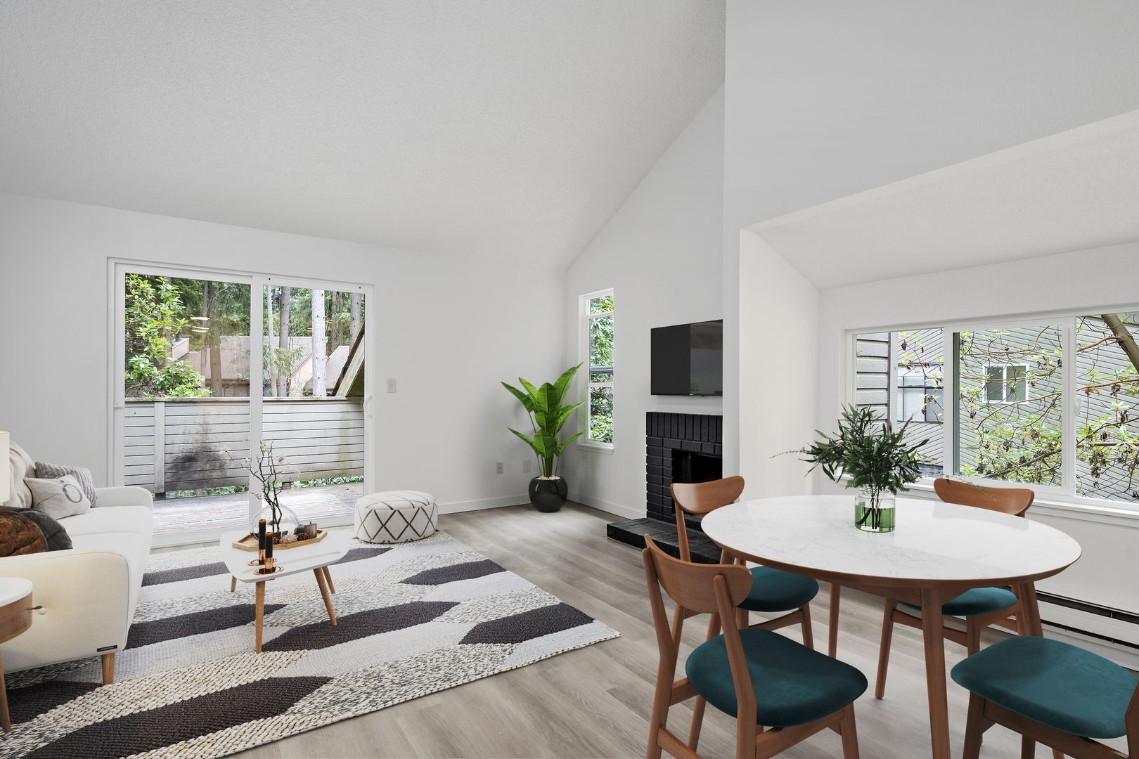 Federal Way Apartment: 110-135 S 329th Place