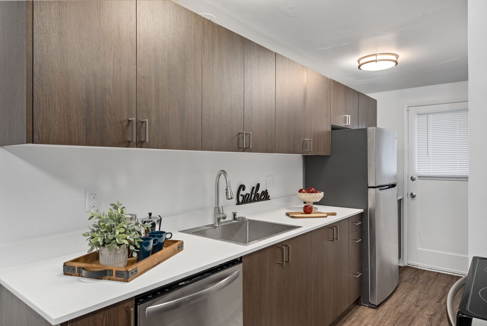 Renton Apartment: 1151 Olympia Ave NE