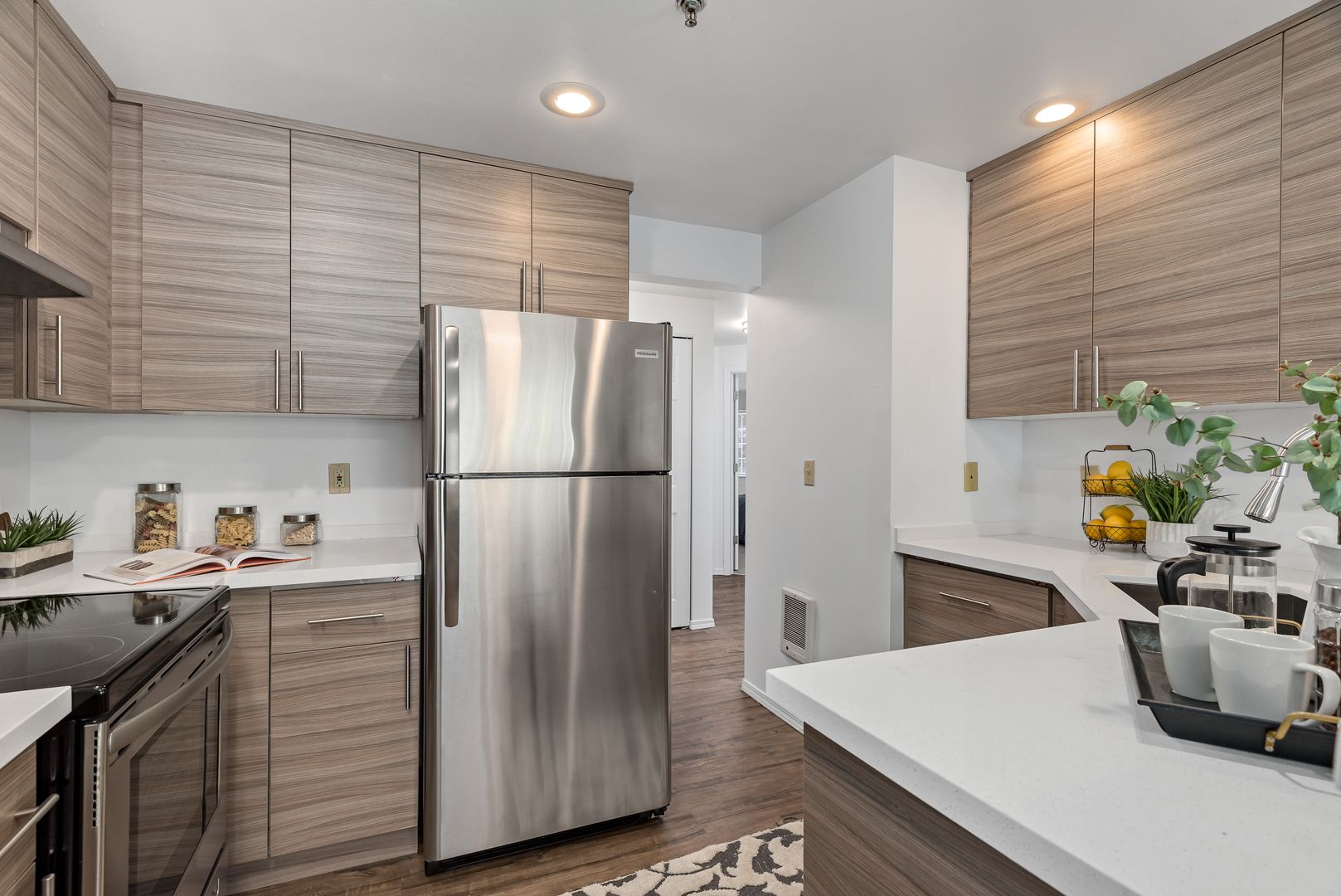 Renton Apartment: 1201 Anacortes Ave NE