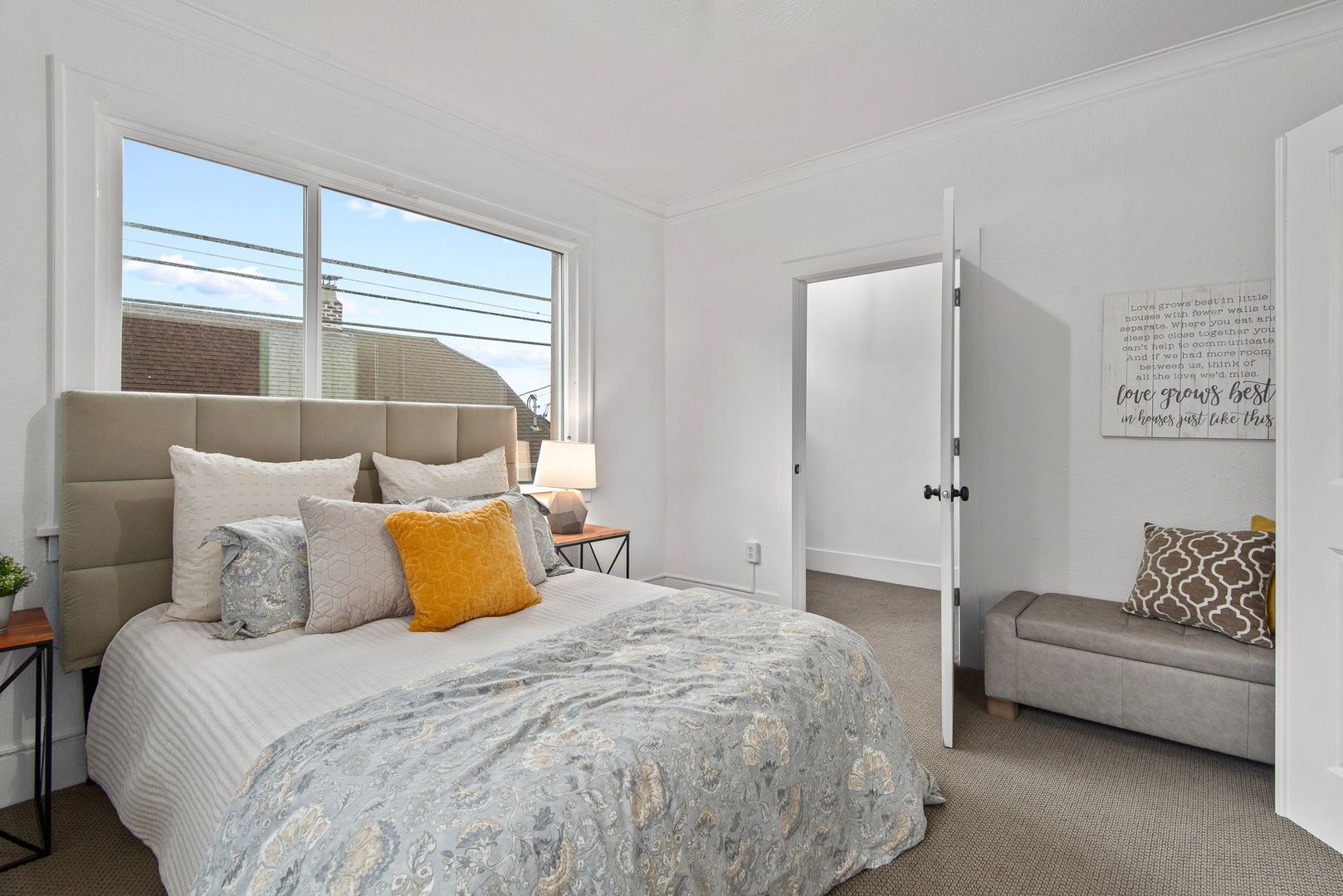 Everett Apartment: 2632 Rucker Avenue