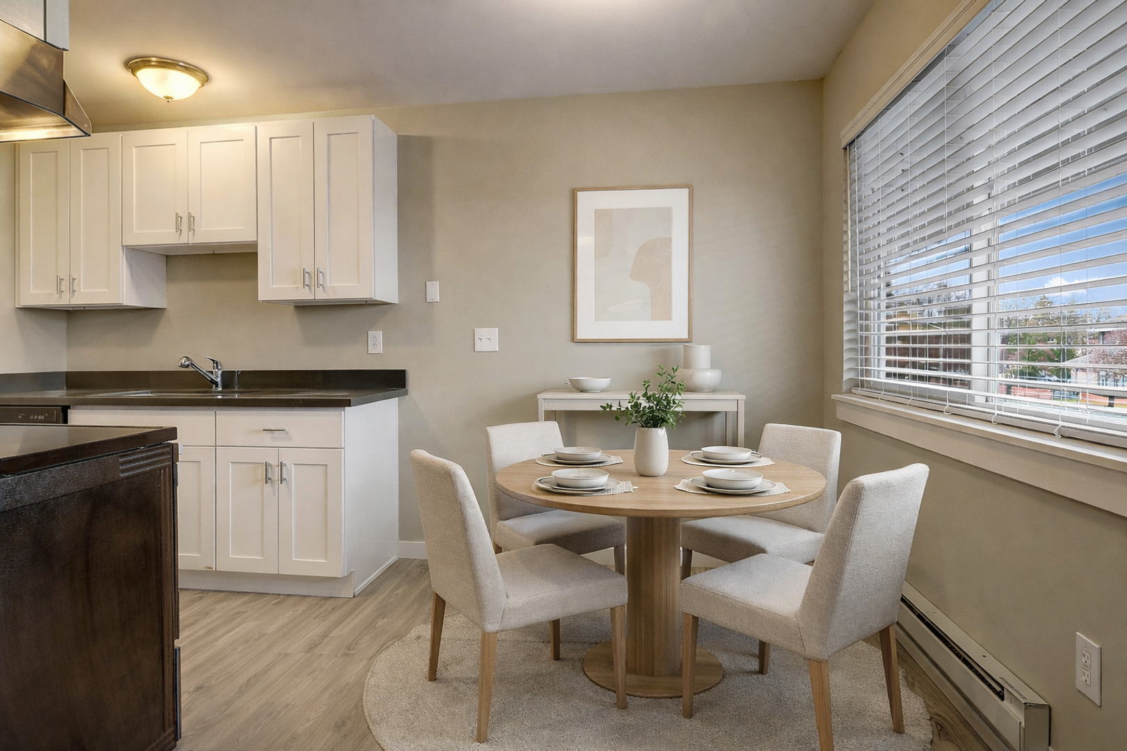 Renton Apartment: 802 Harrington Ave NE