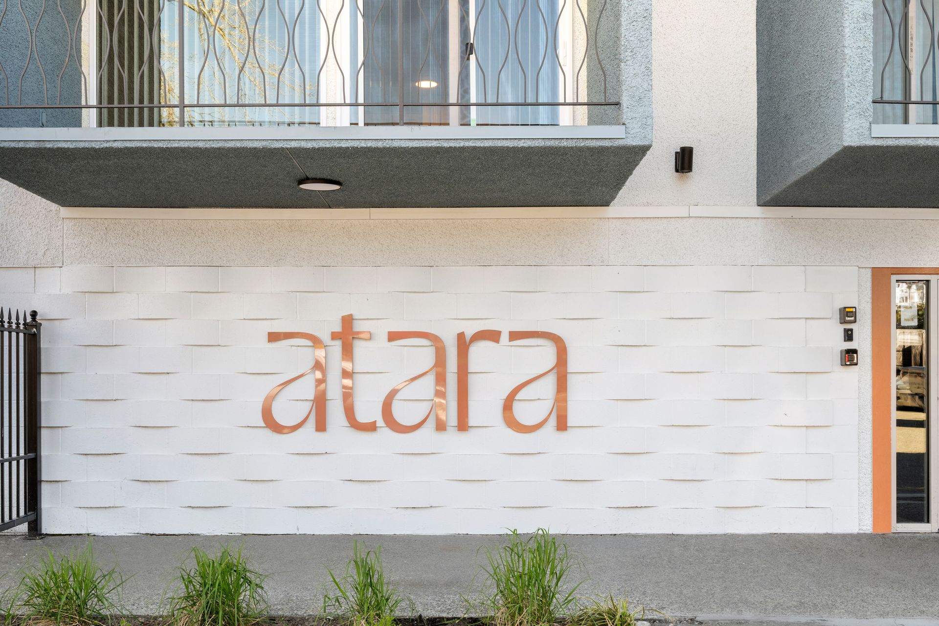 Seattle Apartment: 10746 16th Ave SW