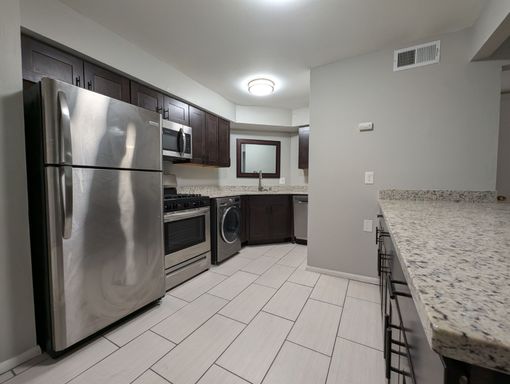 Fully Remodeled 1 bedroom - Upper East Side – photo 1