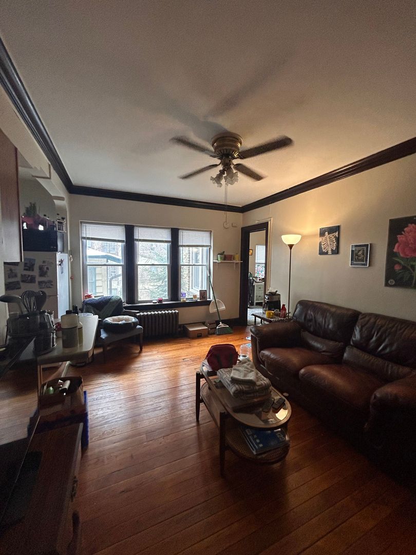 Milwaukee Apartment: 1521 N. Franklin Place