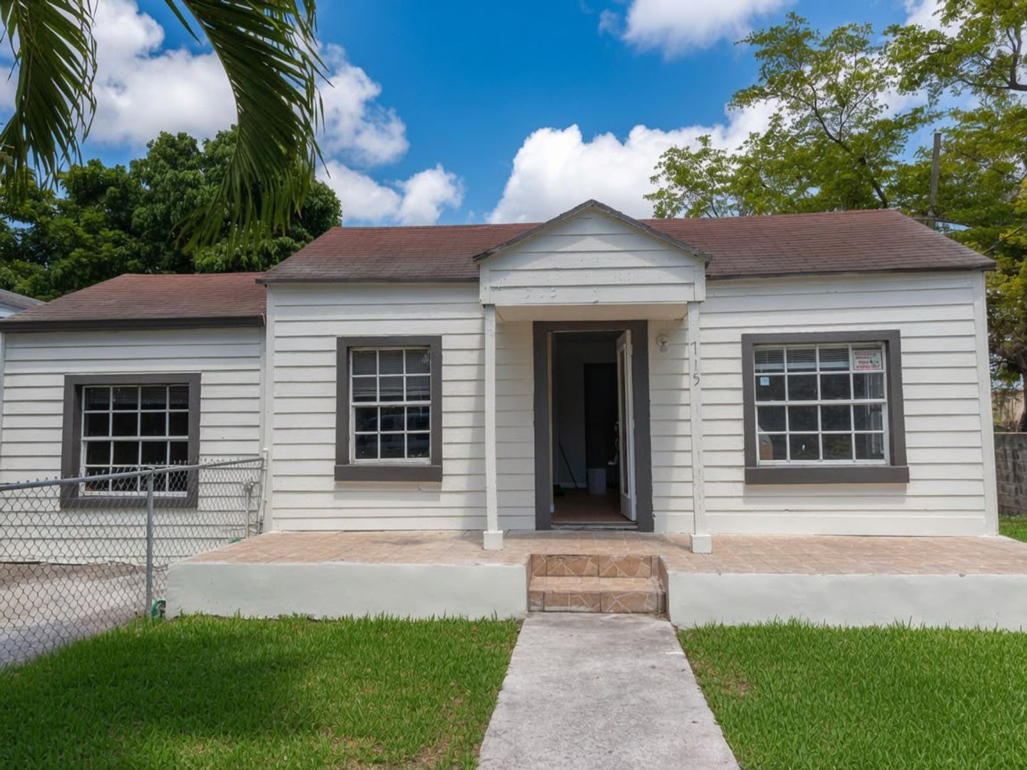 Miami Apartment: 715 NW 116th Ter