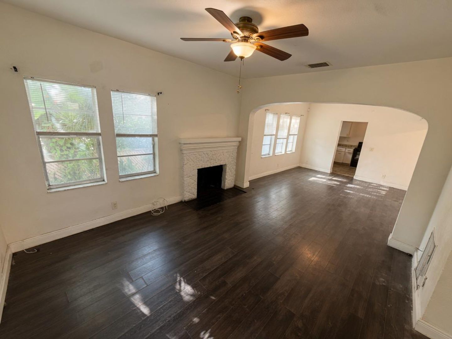 West Palm Beach Apartment: 706 9th St