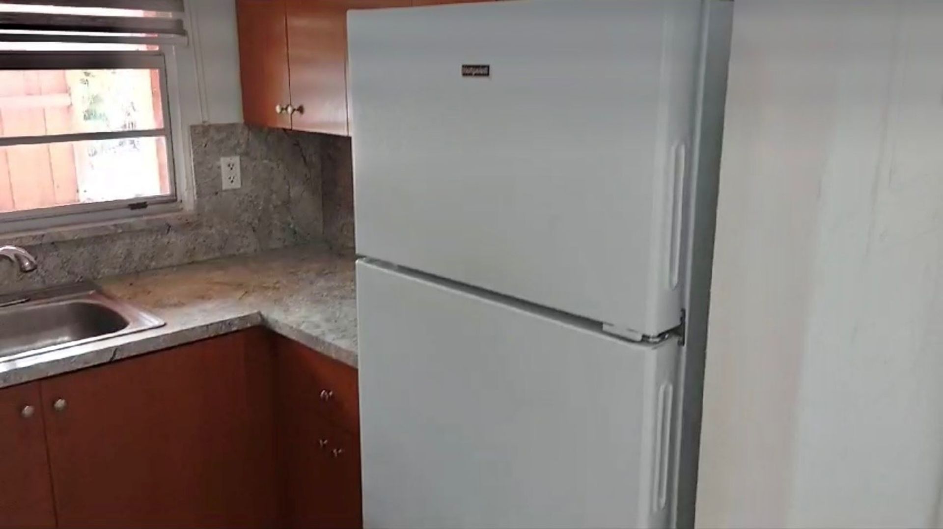 Hialeah Apartment: 6850 West 14th Court