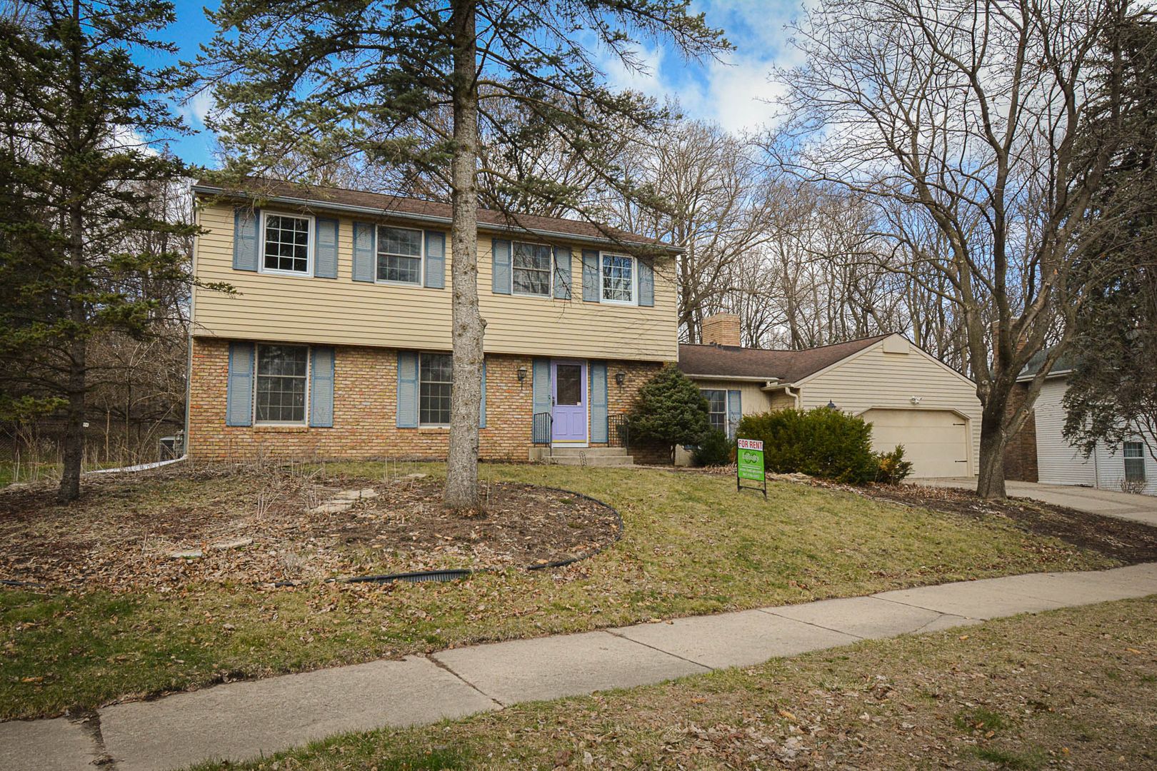 Rochester House: 1705 Folwell Dr SW