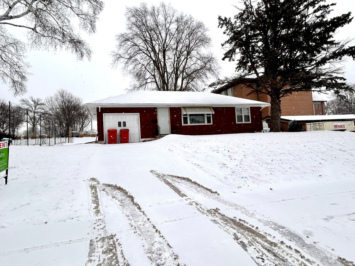 Rochester House: 1302 12th Ave NW