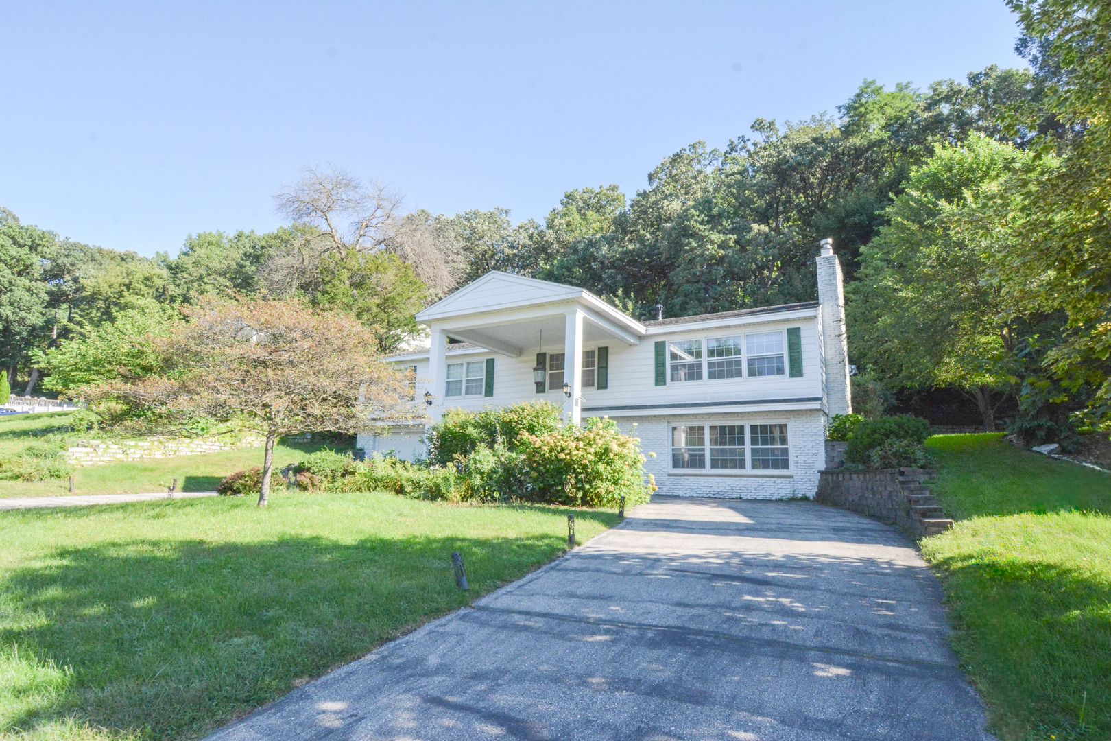 Rochester House: 1001 17th St NE