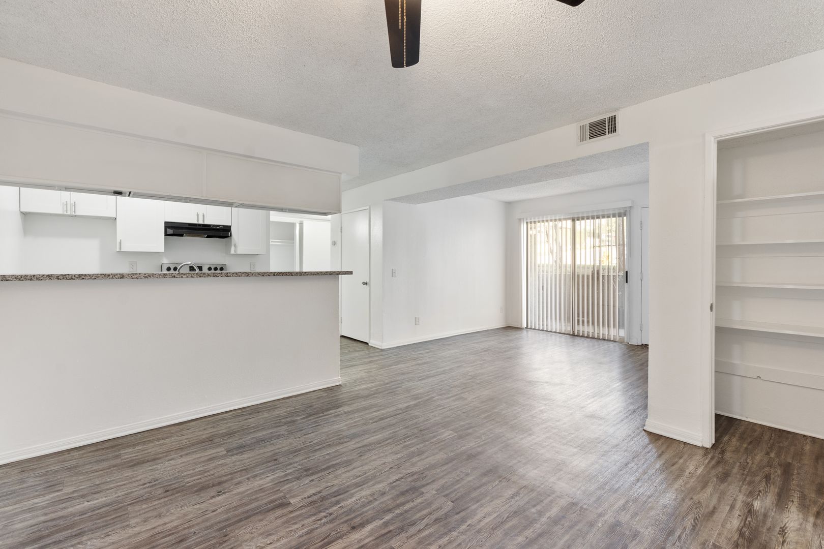 Sylmar Apartment: 13266 Foothill Blvd  Unit 001