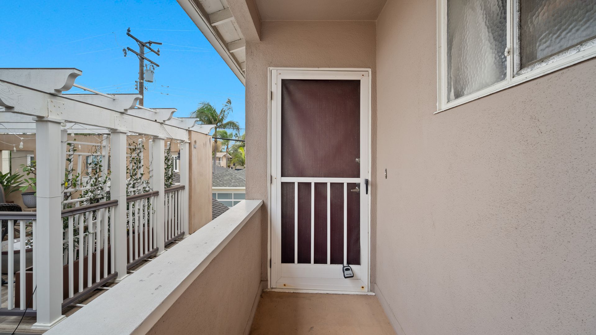 Seal Beach Apartment: 124-126 4th Street