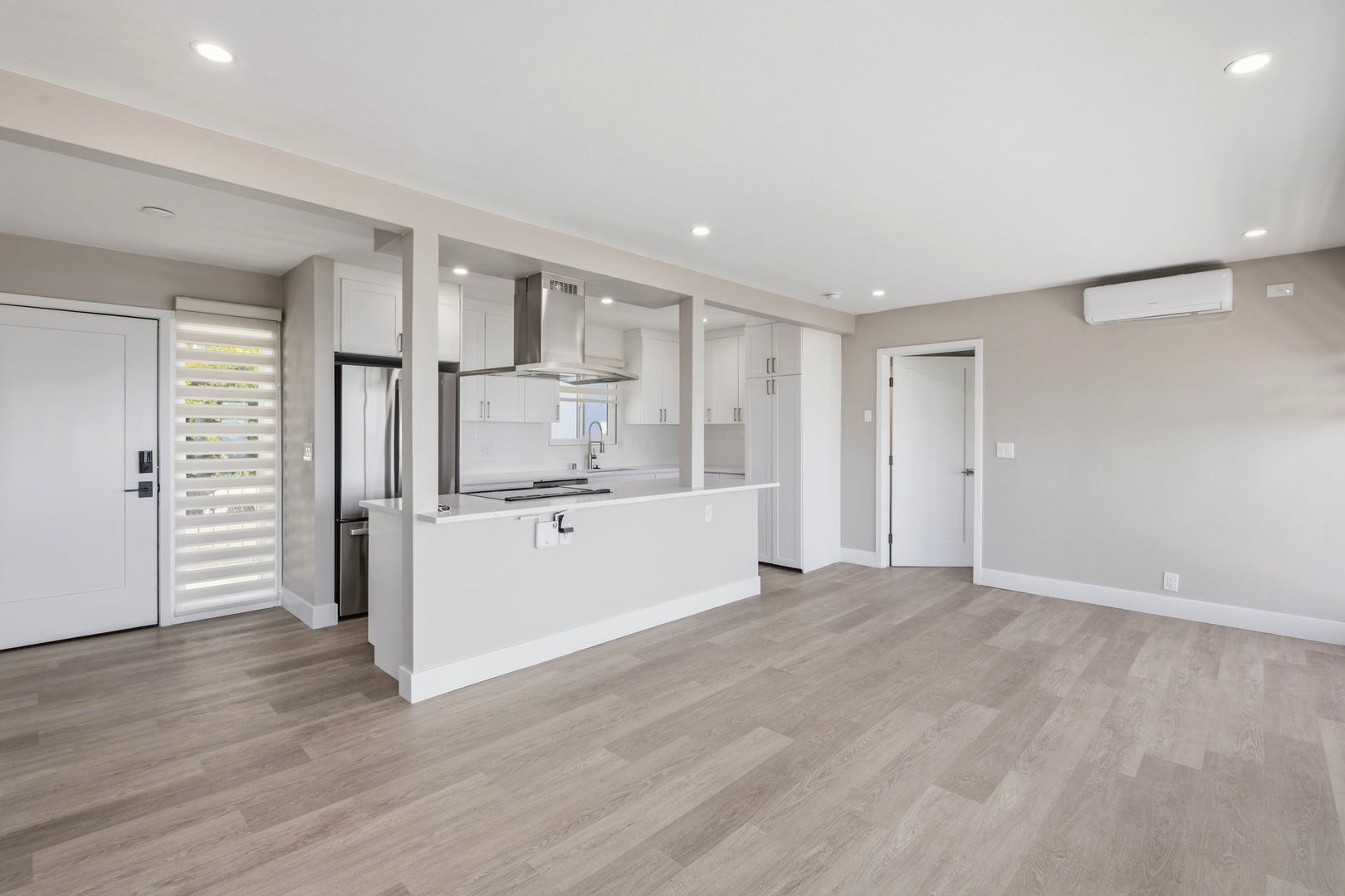 Laguna Beach Apartment: 2607 Solana Way