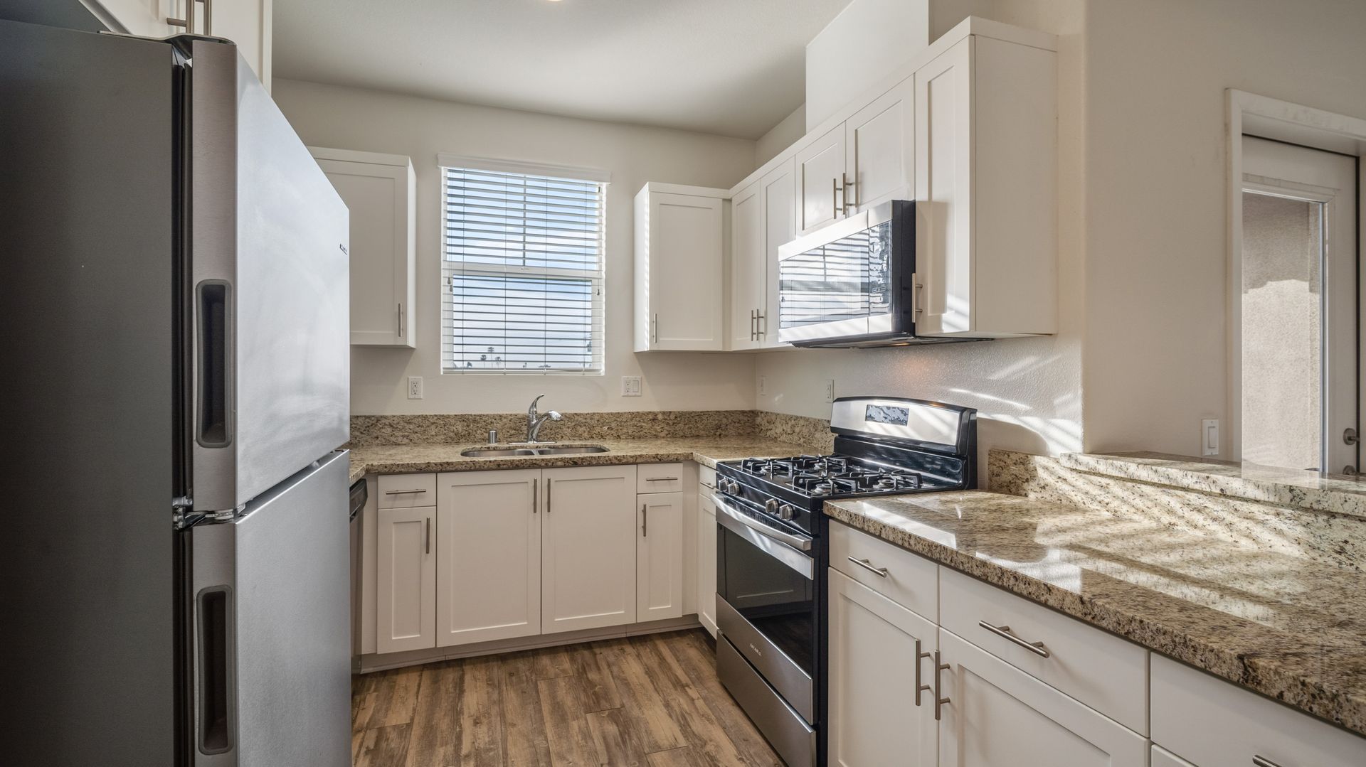 Orange Apartment: 184 N Prospect Street