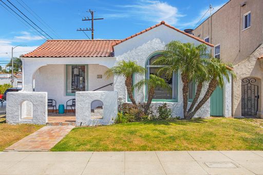 FULLY furnished Belmont Shore Retreat! – photo 1