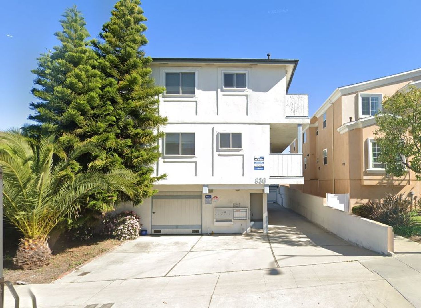 El Segundo Apartment: 836 Main Street.