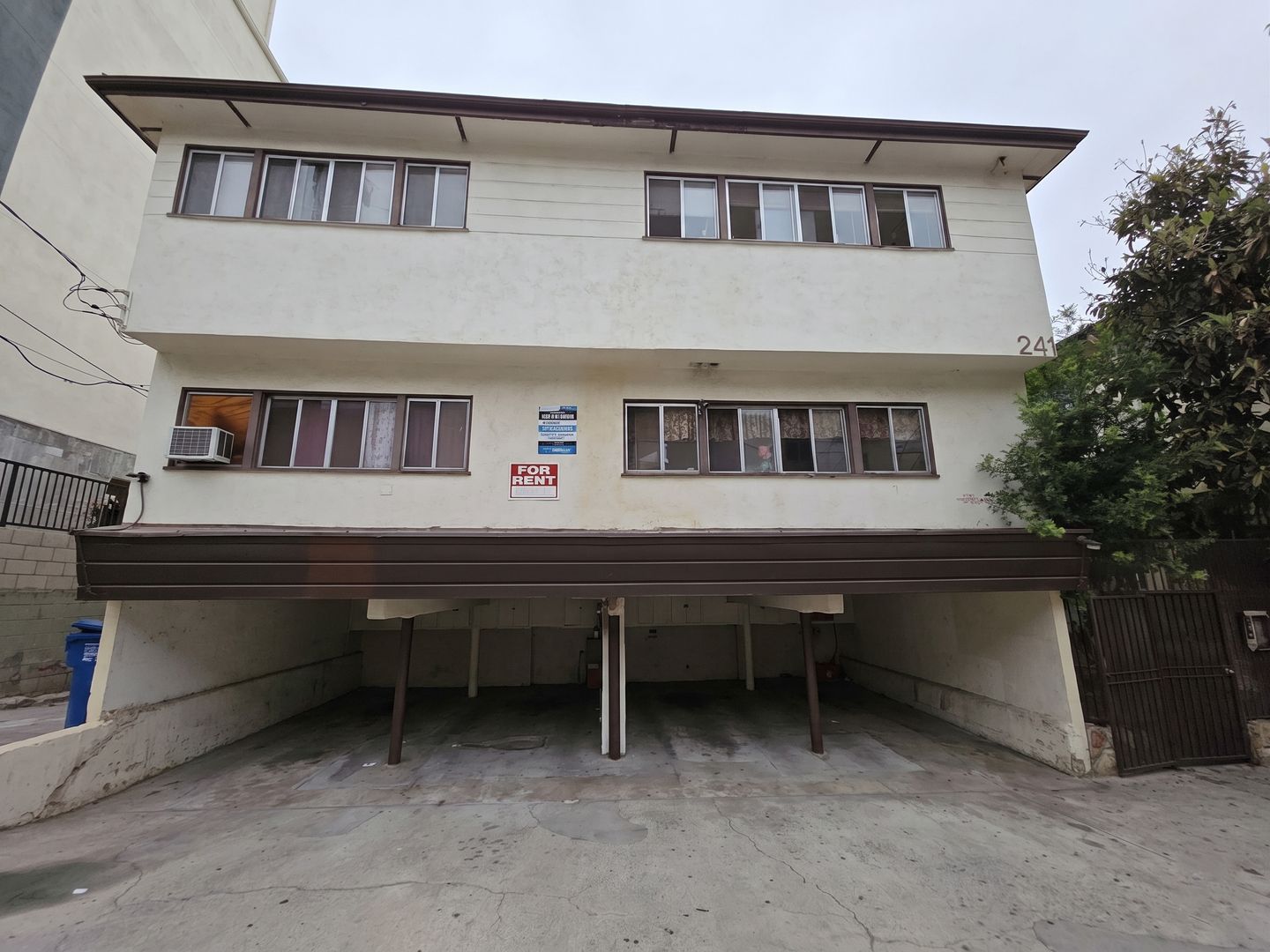 Los Angeles Apartment: 241 S Westlake Ave.