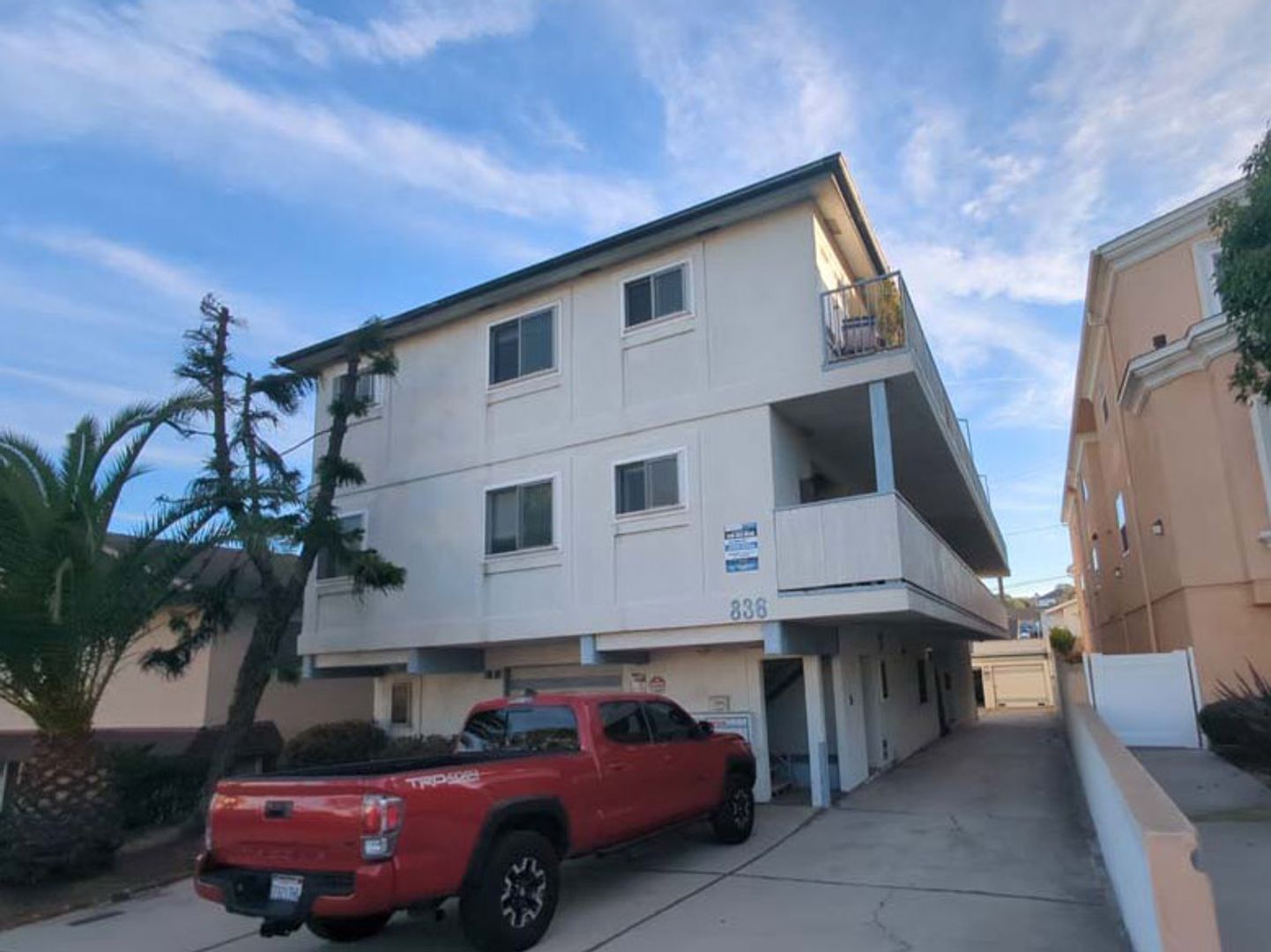 El Segundo Apartment: 836 Main Street.