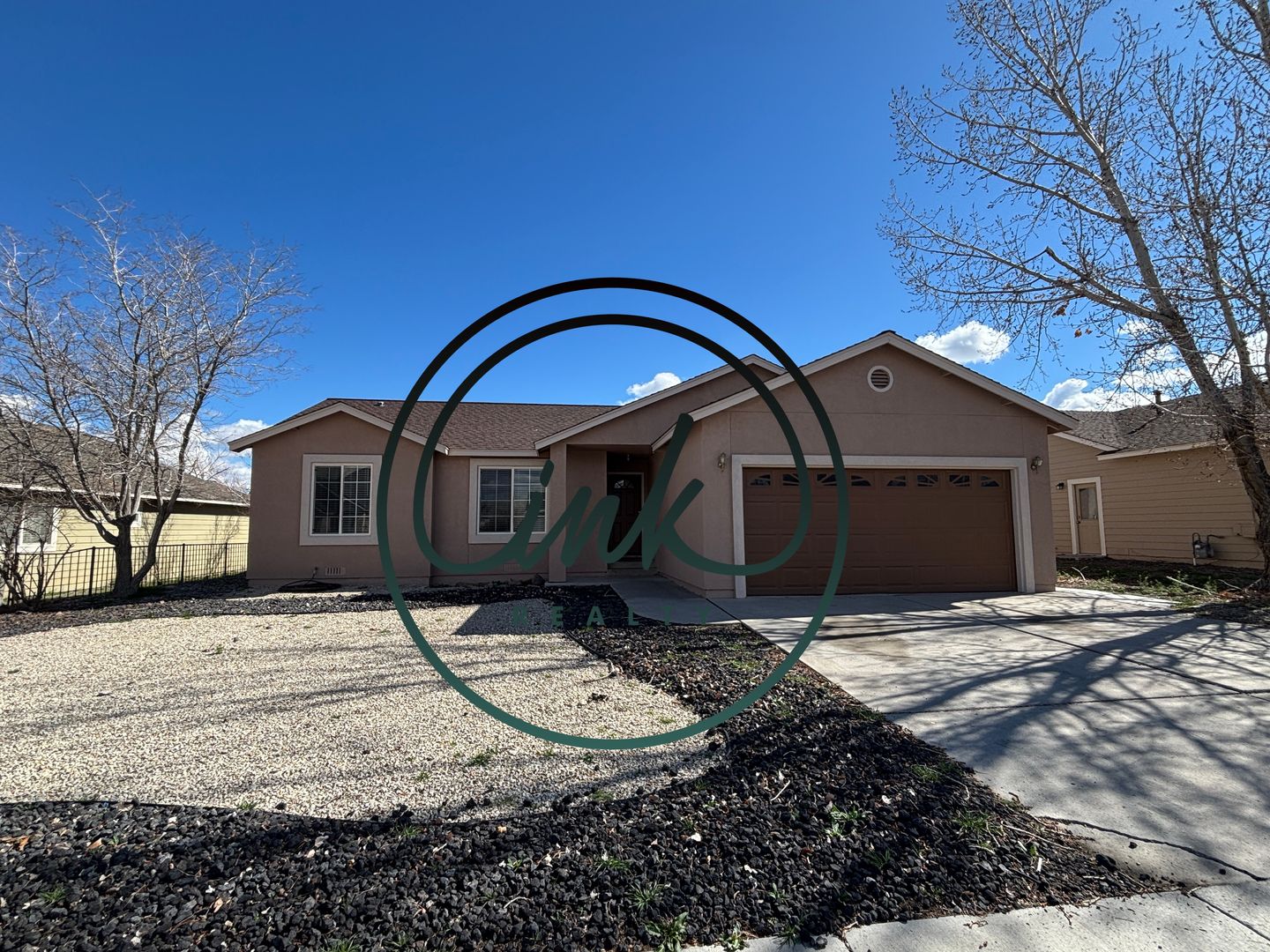 FERNLEY House: 414 DOG LEG DRIVE