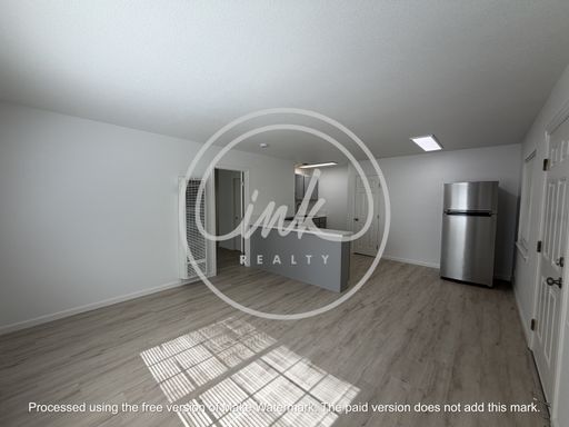 Newly Renovated 1 Bedroom Unit