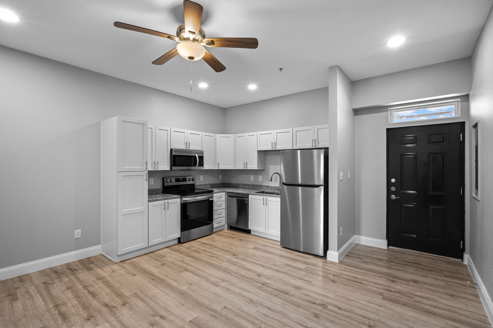 Corpus Christi Apartment: 1800 South Staples