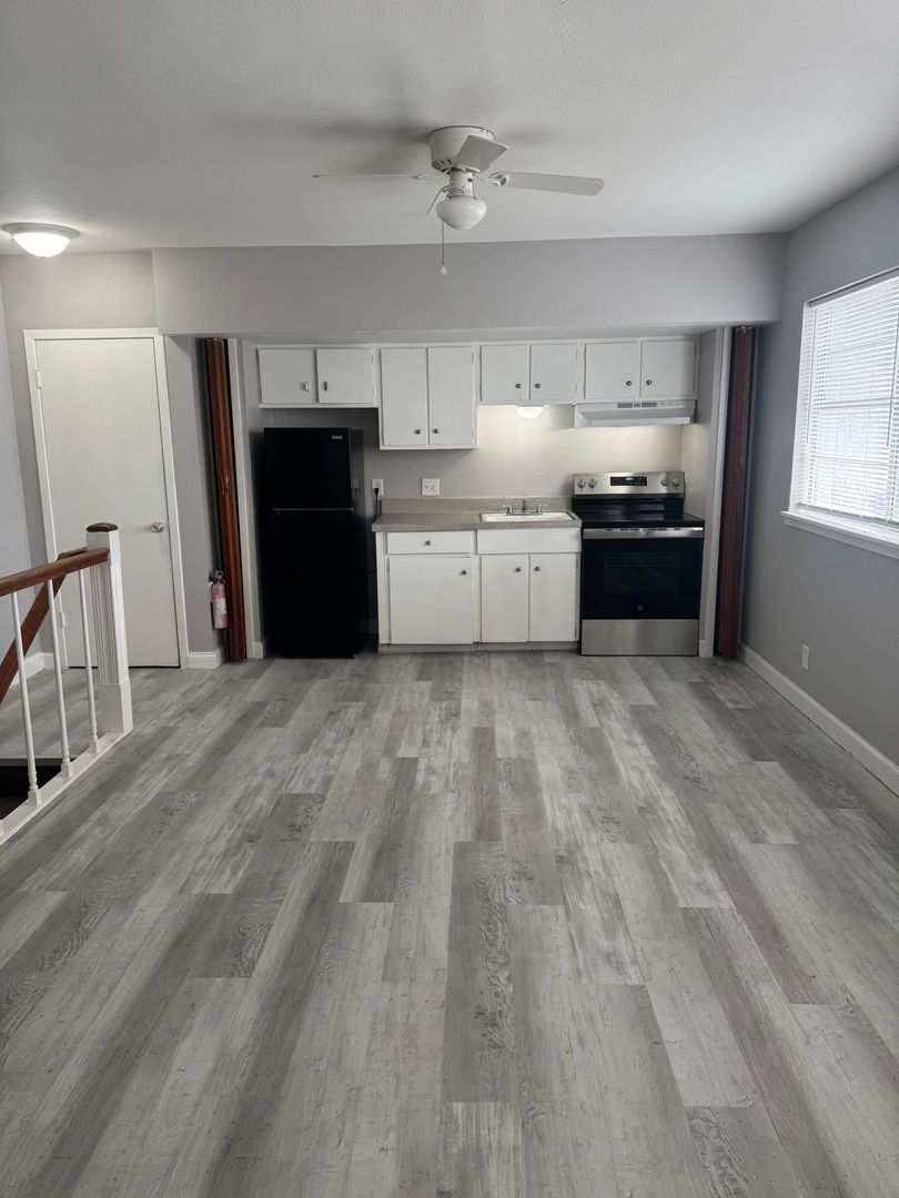 Corpus Christi Apartment: 5808 S. Alameda