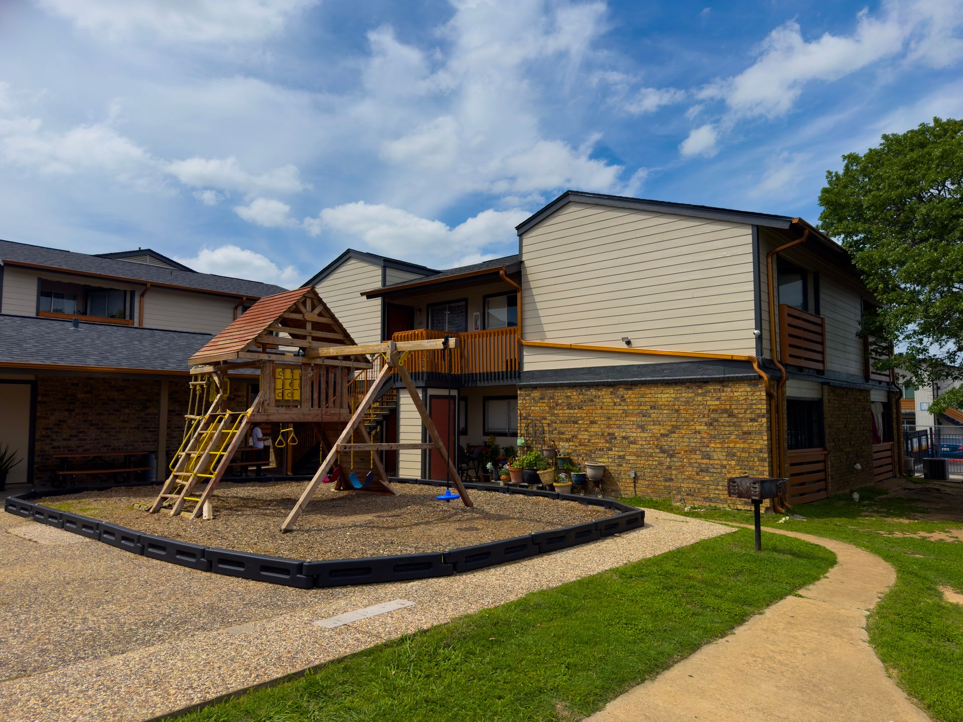 Harmony Apartments 7 of 12