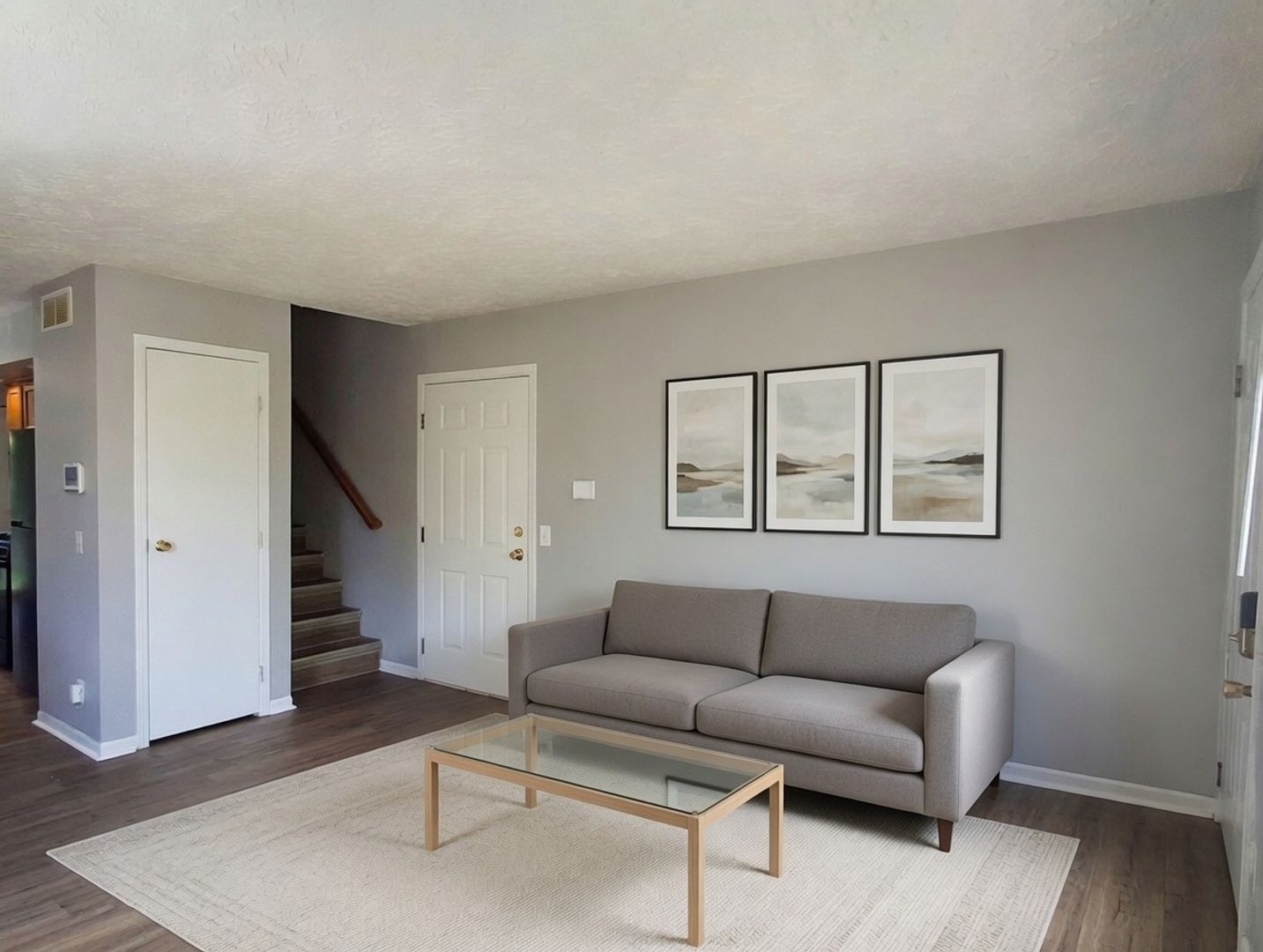 Springfield House: 127 E Mulberry St