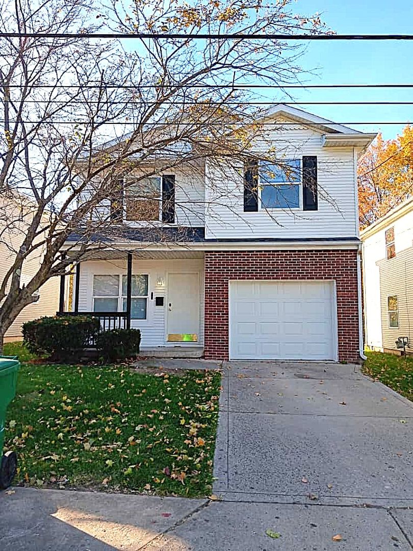 Springfield House: 17 N Freeman St