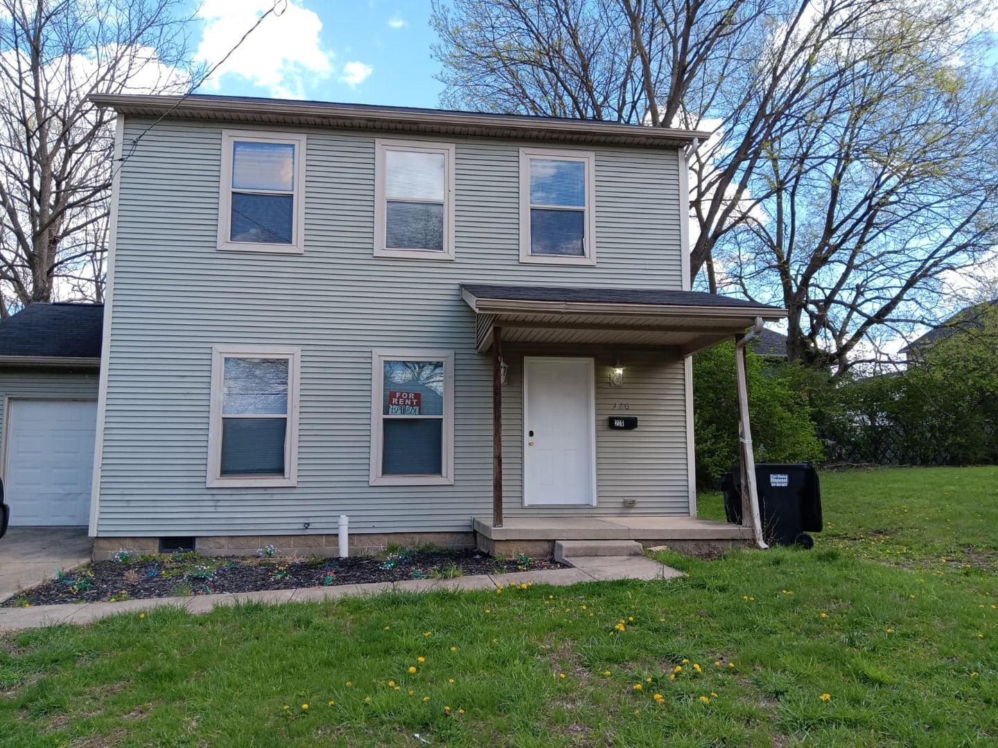 Springfield House: 220 S Yellow Springs St