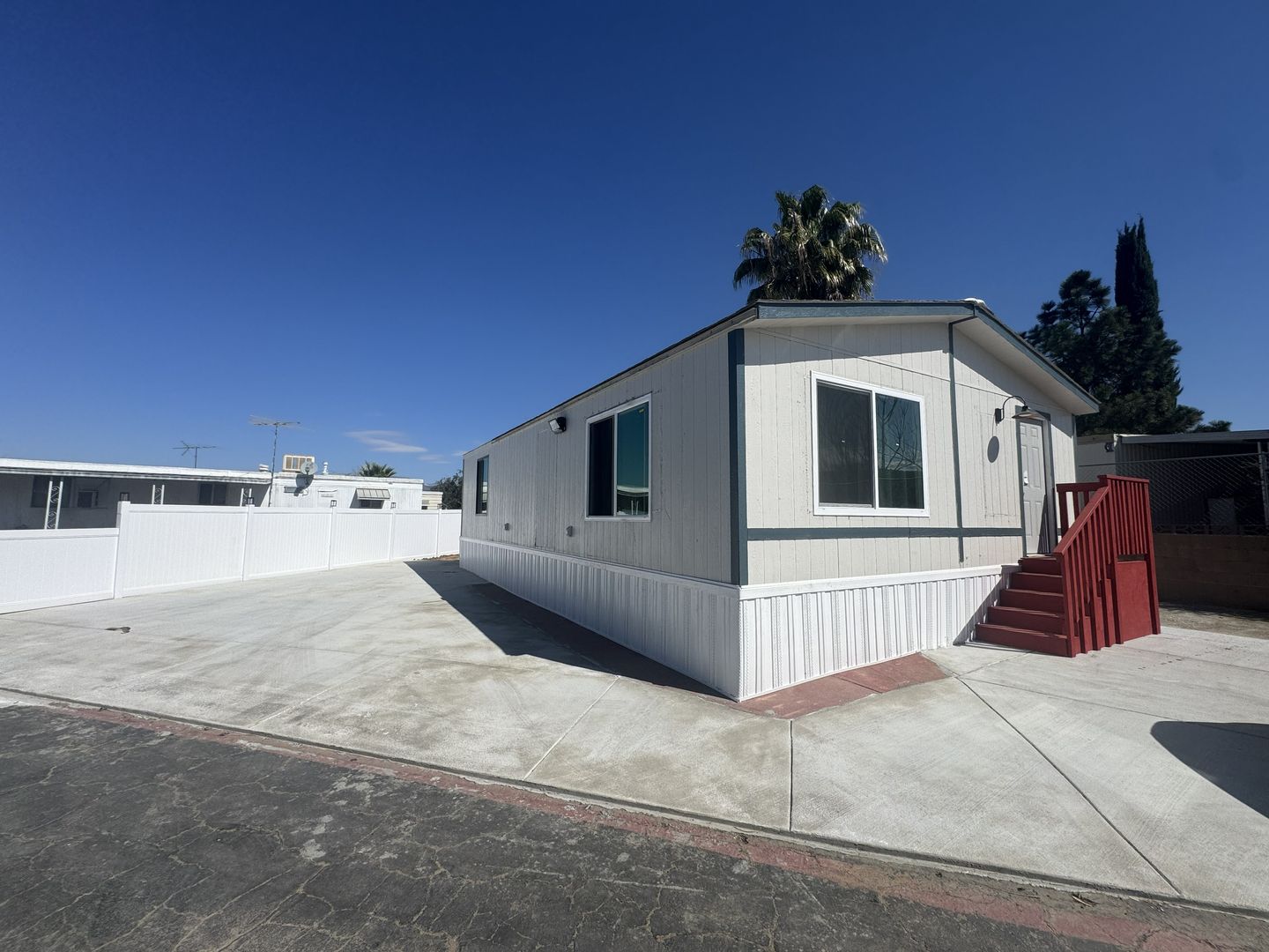 Yucaipa Apartment: 13645 5th St