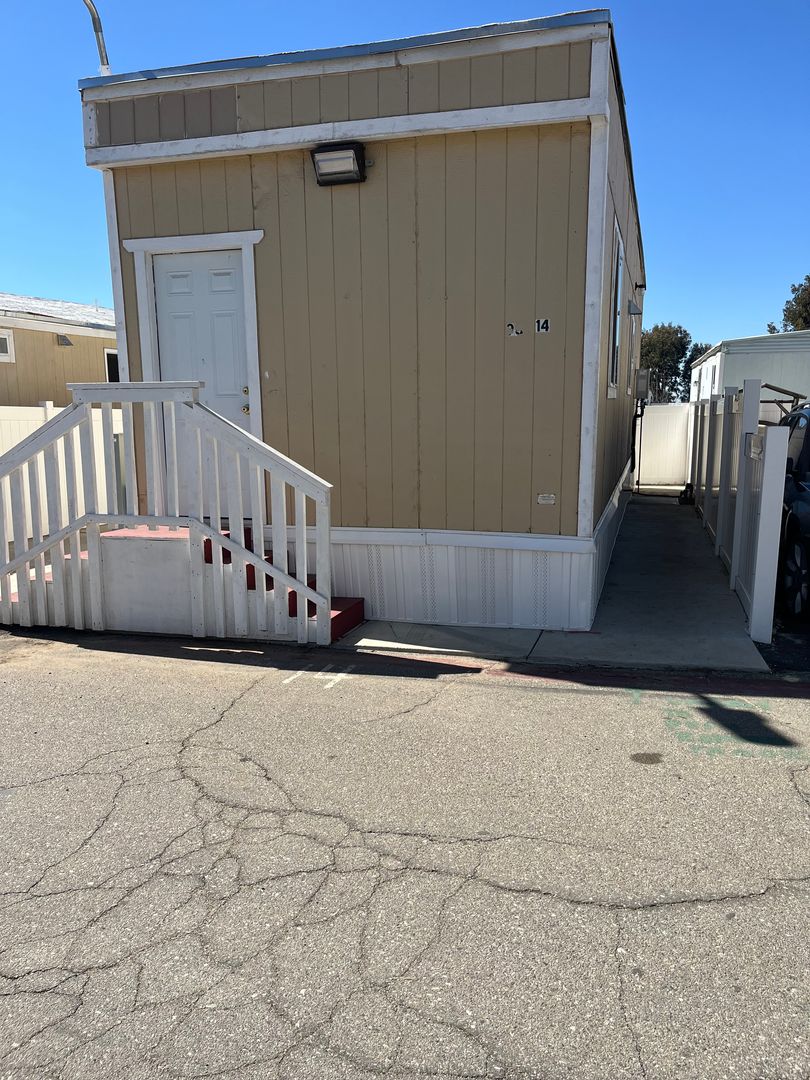 Yucaipa Apartment: 34642 Yucaipa Blvd