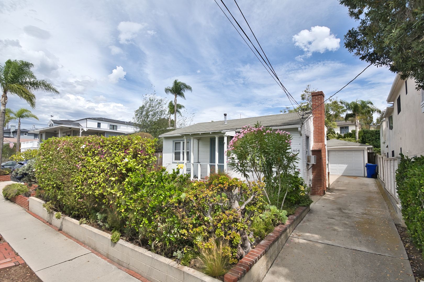 Manhattan Beach House: 1804 Pacific Avenue