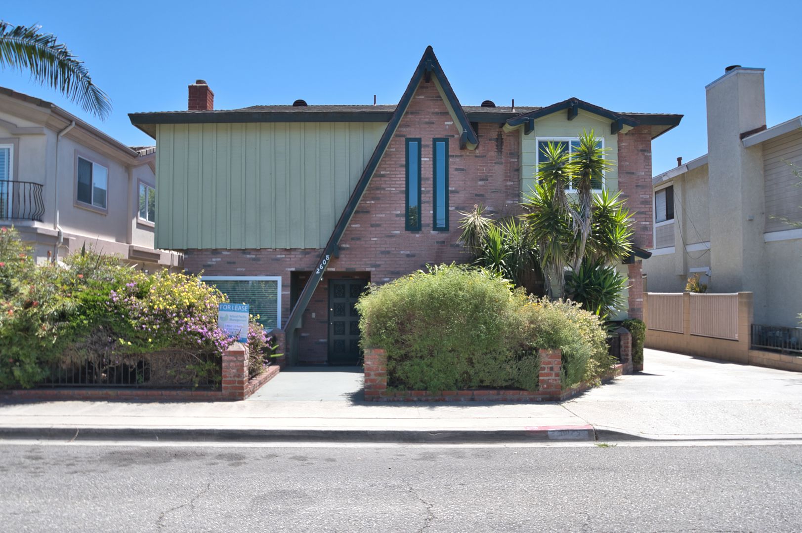 Redondo Beach Apartment: 2608 Graham Ave.