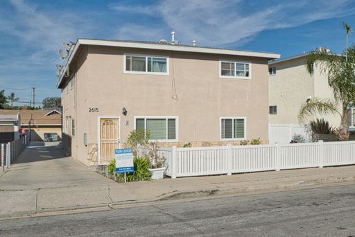 Two Story End unit with Private patio – photo 1