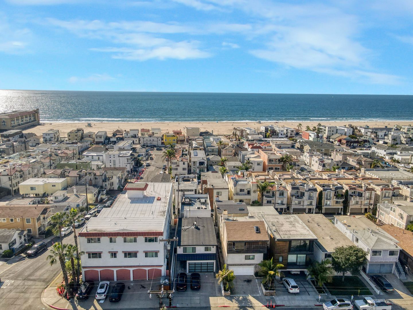 Hermosa Beach Apartment: 113 Monterey Blvd.