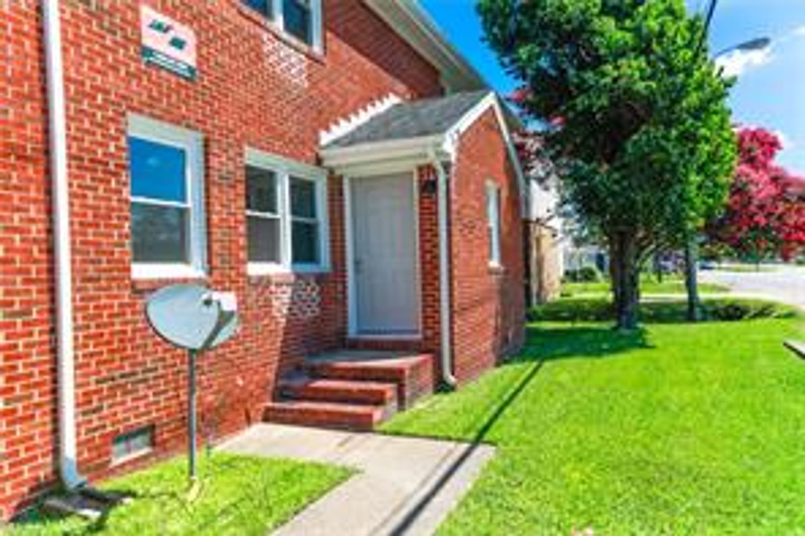 Norfolk Apartment: 3724 E. Princess Anne Road