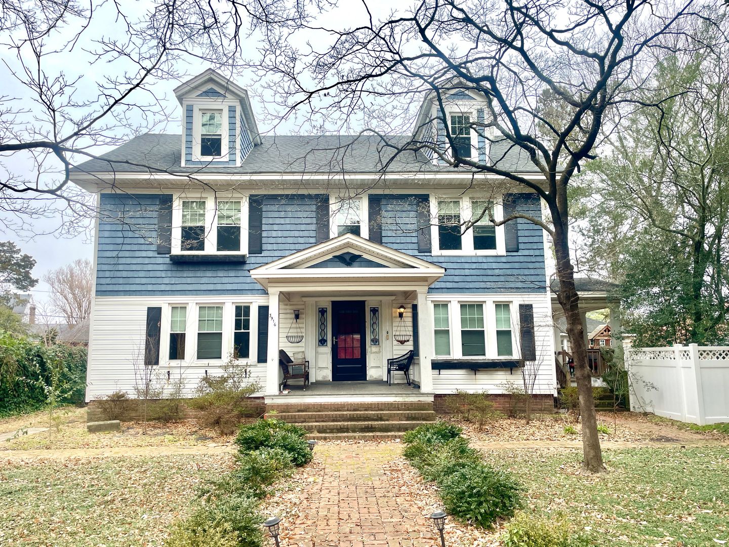 Portsmouth House: 3916 High Street, Apt B