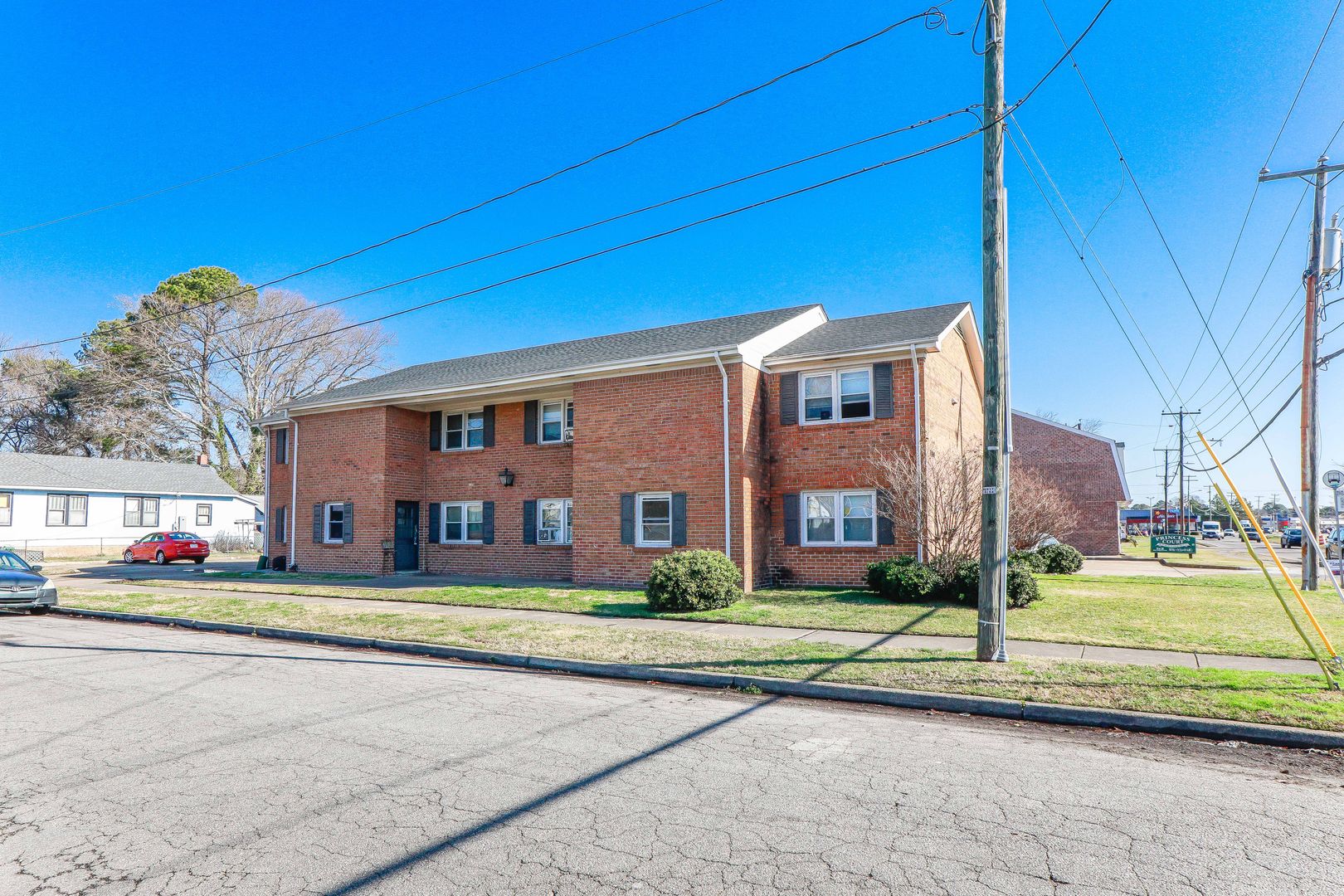 Norfolk Apartment: 3800 E Princess Anne Road