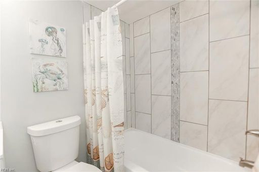Updated 1BR Apartment Just a Block from the Beach! – photo 1
