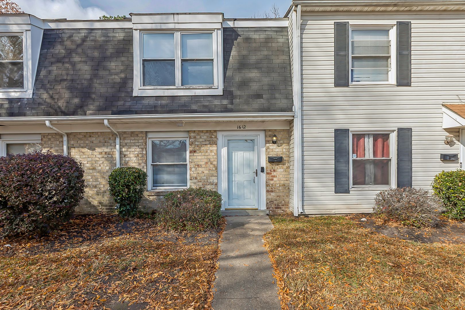 Portsmouth Townhome: 1612 Darren Circle