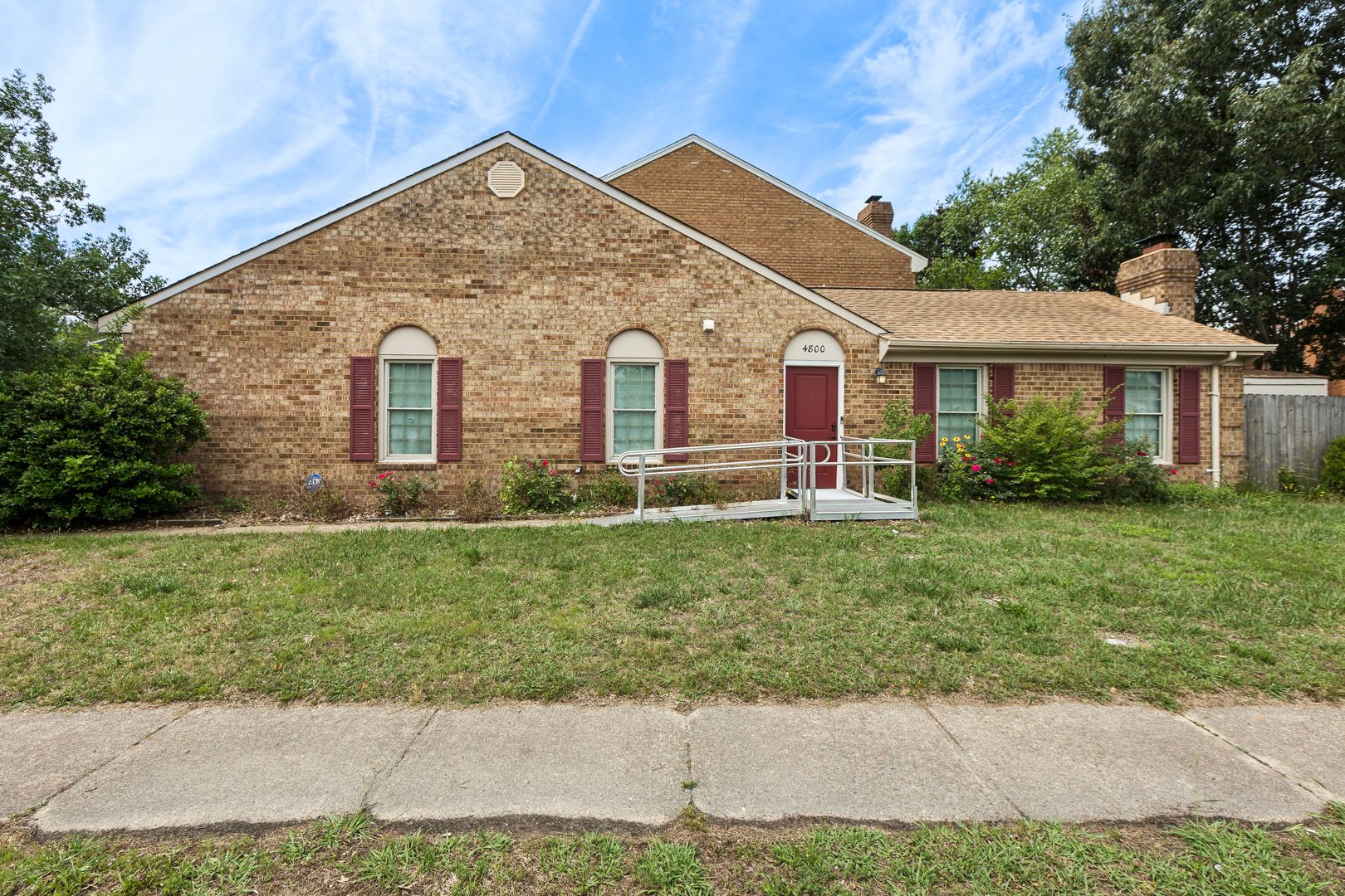 Virginia Beach House: 4800 Deming Court