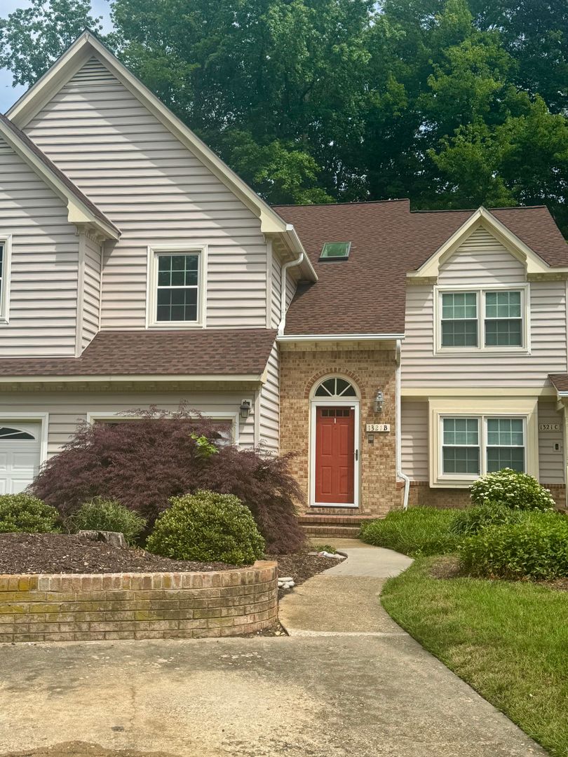 Chesapeake Condo: 1321 Eagles Trace Path, Unit B