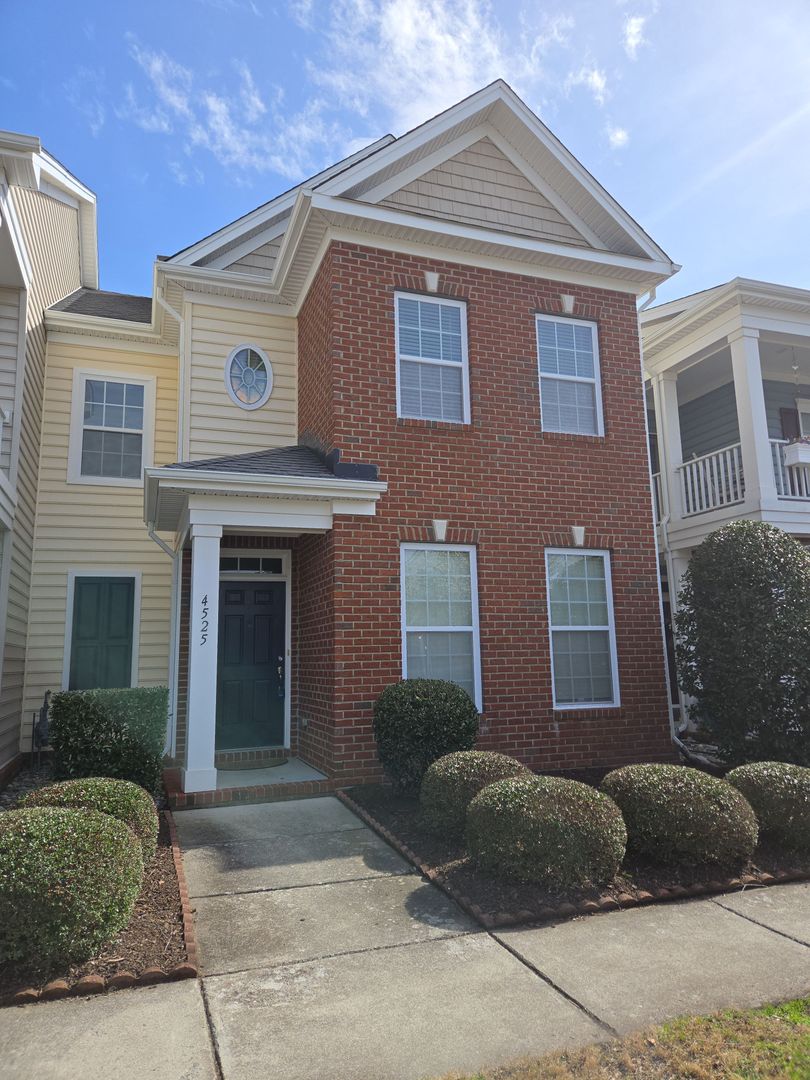 Virginia Beach Townhome: 4525 Botany Park Drive