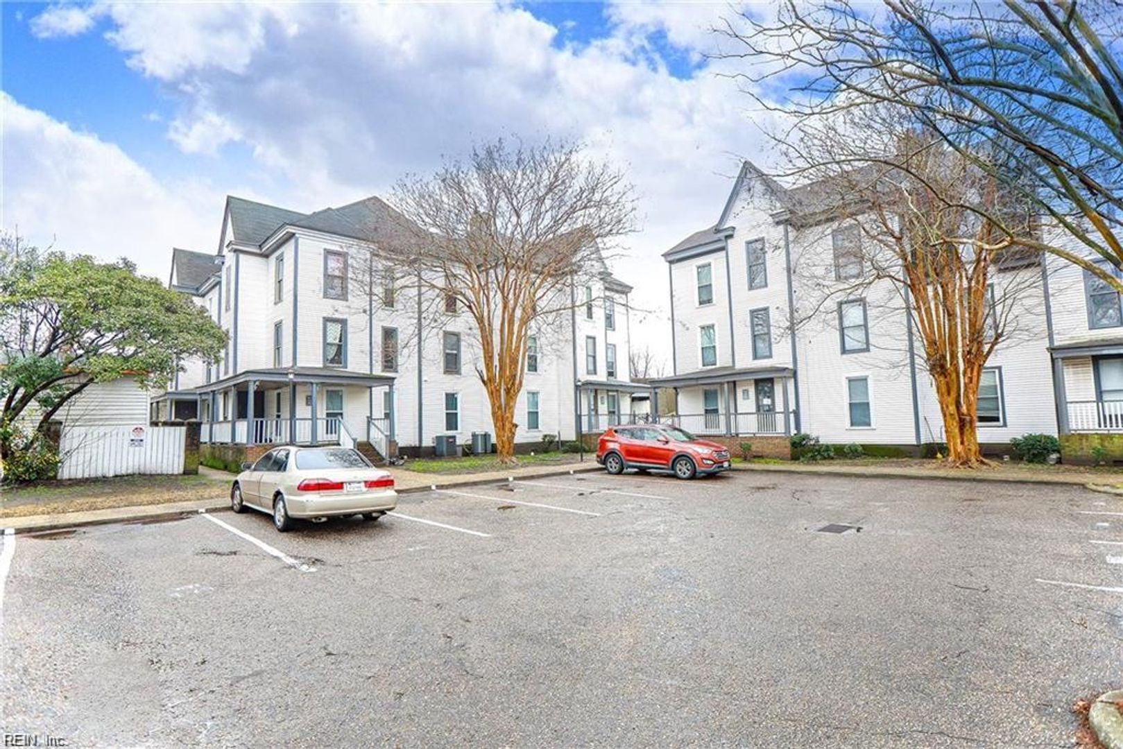 Portsmouth Apartment: 1011 Green Street